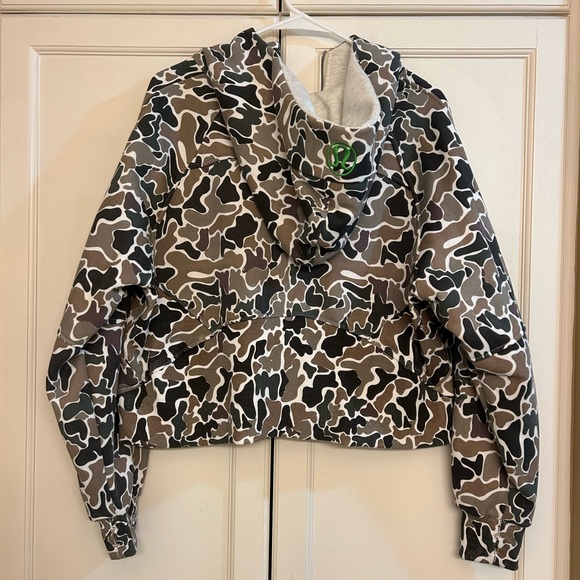 Camouflage Half-Zip Hoodie - Picture 2 of 4